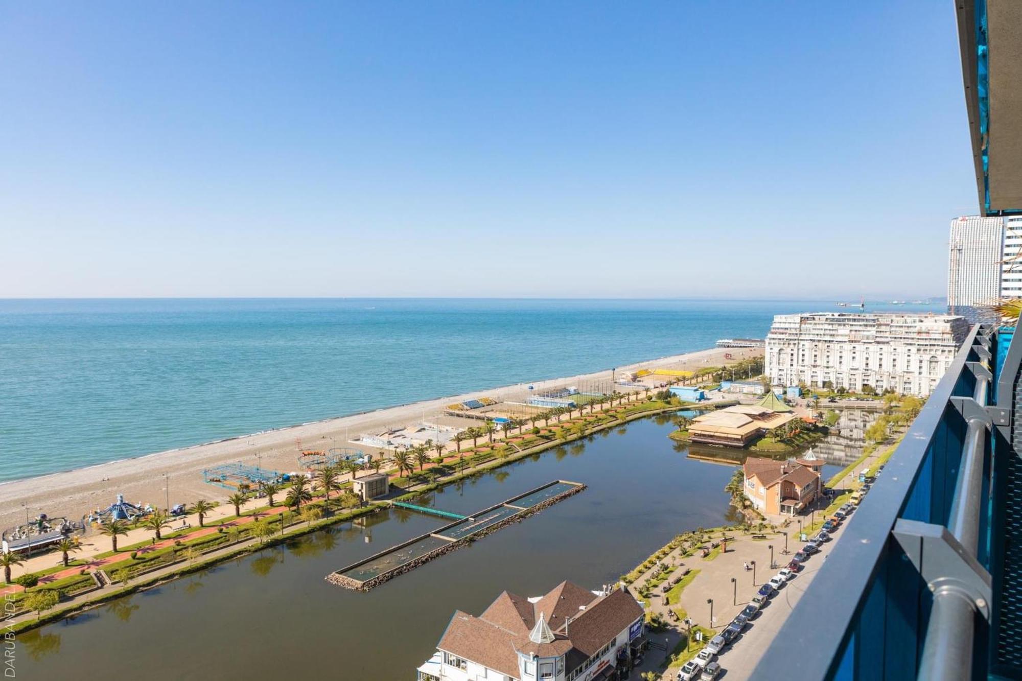 Panorama Sea View Central City Batumi & Aparthotel Extérieur photo